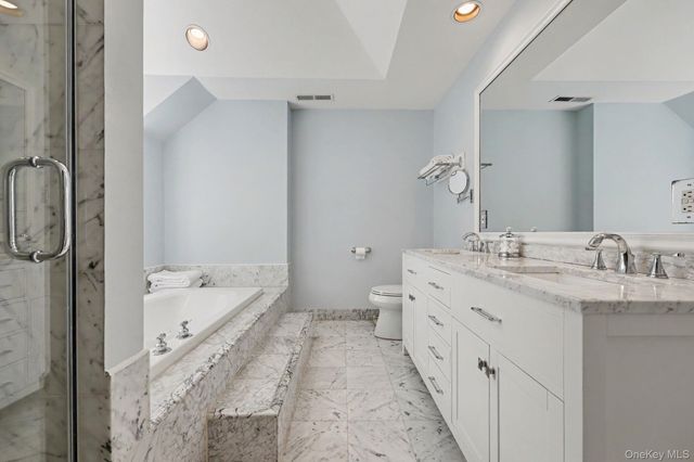 13 Lia Fail Way, Greenwich, CT 06807