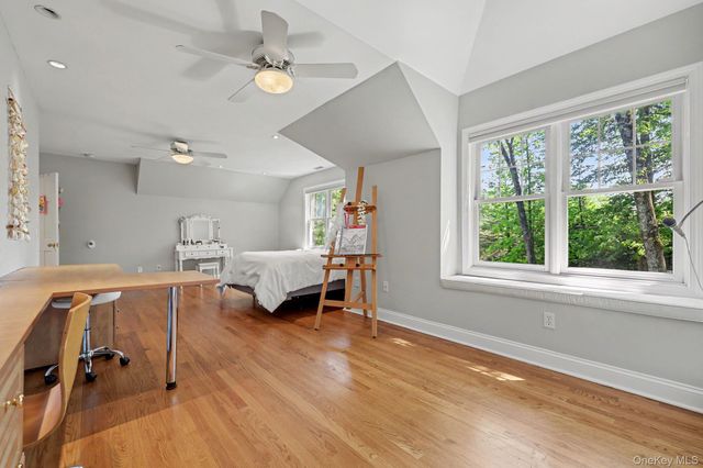 13 Lia Fail Way, Greenwich, CT 06807