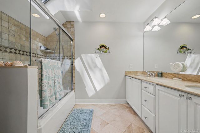 13 Lia Fail Way, Greenwich, CT 06807