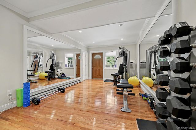 13 Lia Fail Way, Greenwich, CT 06807