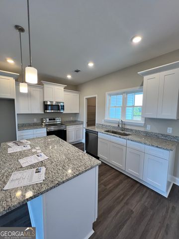 147 Griffith Lane, Statesboro, GA 30458