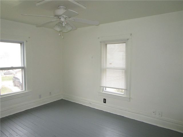 1228 N Sharpsville Ave., Sharon, PA 16146