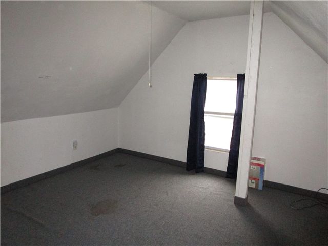 1228 N Sharpsville Ave., Sharon, PA 16146