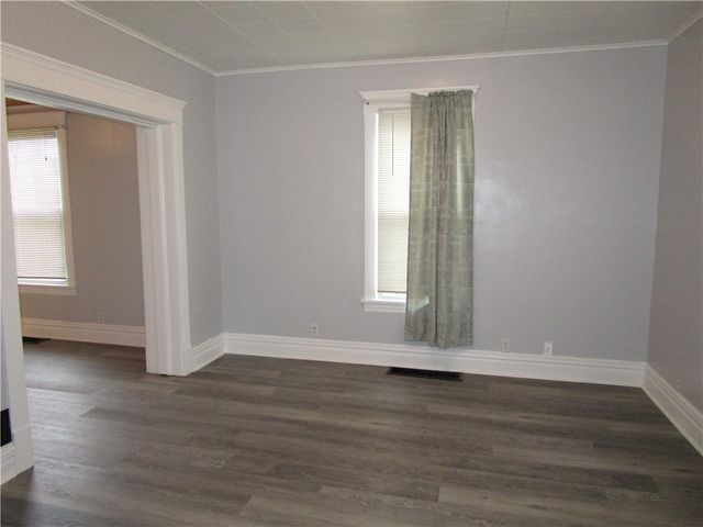 1228 N Sharpsville Ave., Sharon, PA 16146