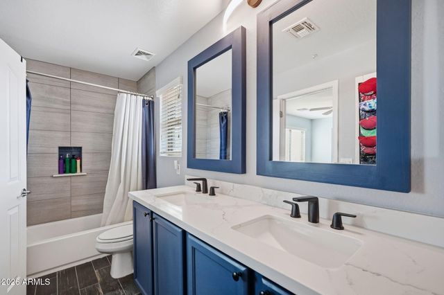 3412 E RAVENSWOOD Drive, Gilbert, AZ 85298