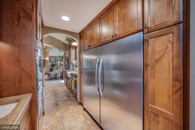 60639 211th Street, Eagle Lake, MN 56024