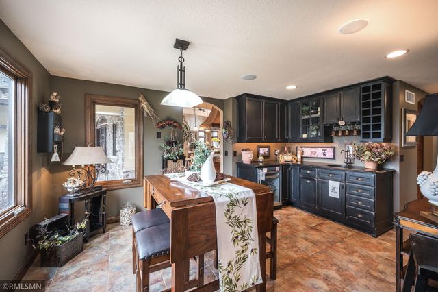 60639 211th Street, Eagle Lake, MN 56024