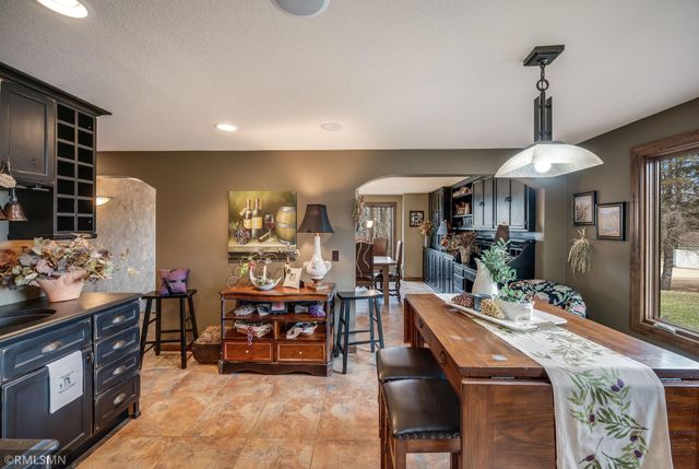60639 211th Street, Eagle Lake, MN 56024