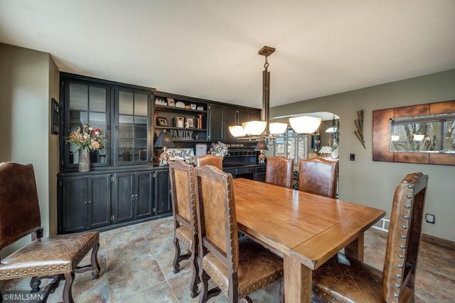 60639 211th Street, Eagle Lake, MN 56024