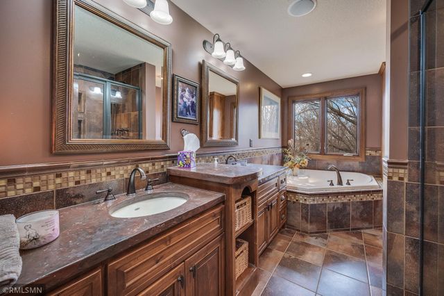 60639 211th Street, Eagle Lake, MN 56024