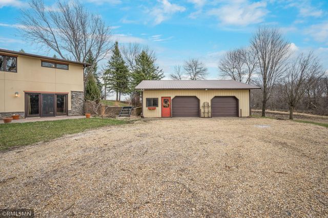 60639 211th Street, Eagle Lake, MN 56024