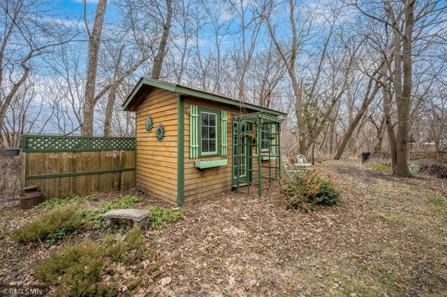60639 211th Street, Eagle Lake, MN 56024
