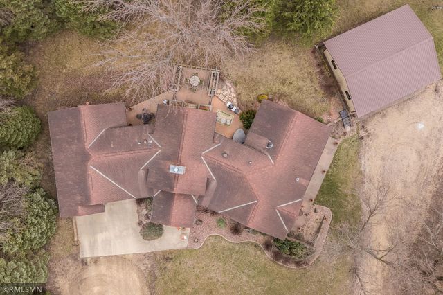 60639 211th Street, Eagle Lake, MN 56024