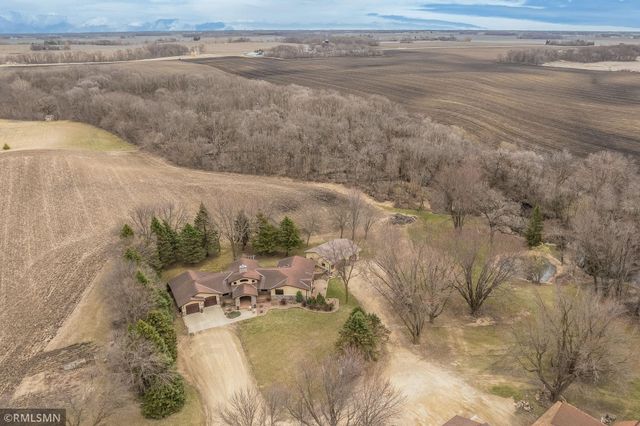 60639 211th Street, Eagle Lake, MN 56024