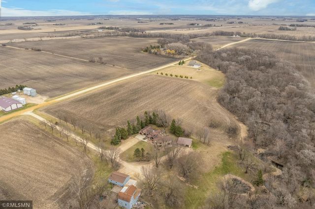 60639 211th Street, Eagle Lake, MN 56024