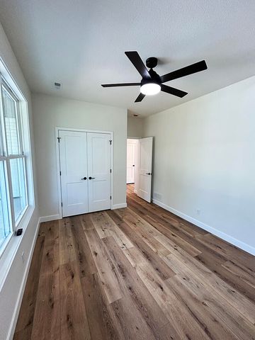 1579 N GOLF BLVD, Columbia, MO 65202