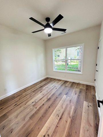 1579 N GOLF BLVD, Columbia, MO 65202