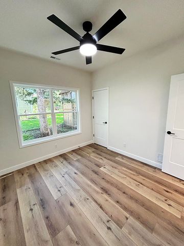1579 N GOLF BLVD, Columbia, MO 65202
