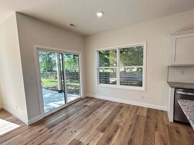 1579 N GOLF BLVD, Columbia, MO 65202