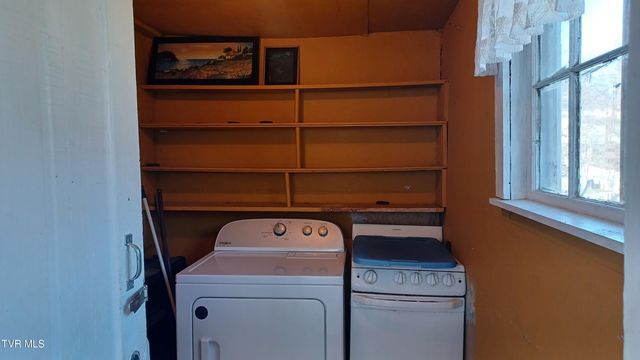 209 Madison Street, Bristol, VA 24201