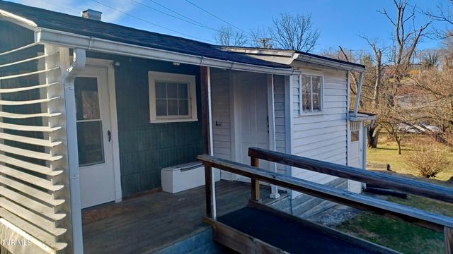 209 Madison Street, Bristol, VA 24201