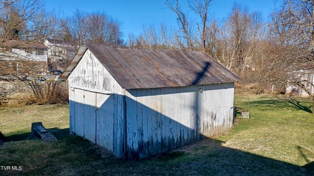 209 Madison Street, Bristol, VA 24201