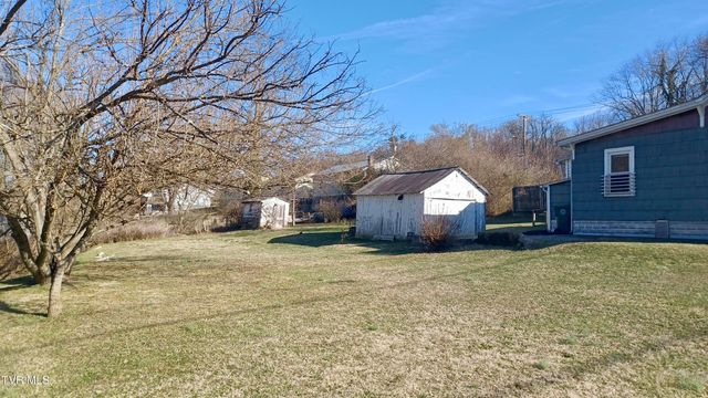 209 Madison Street, Bristol, VA 24201