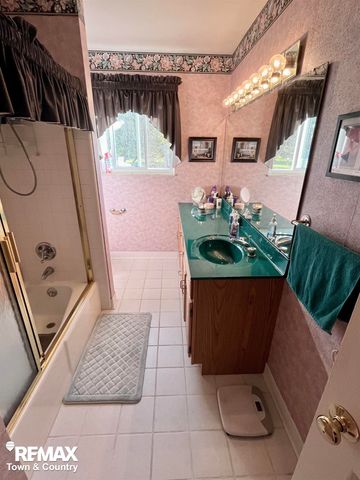 2100 Hardwood Drive, Davison, MI 48423