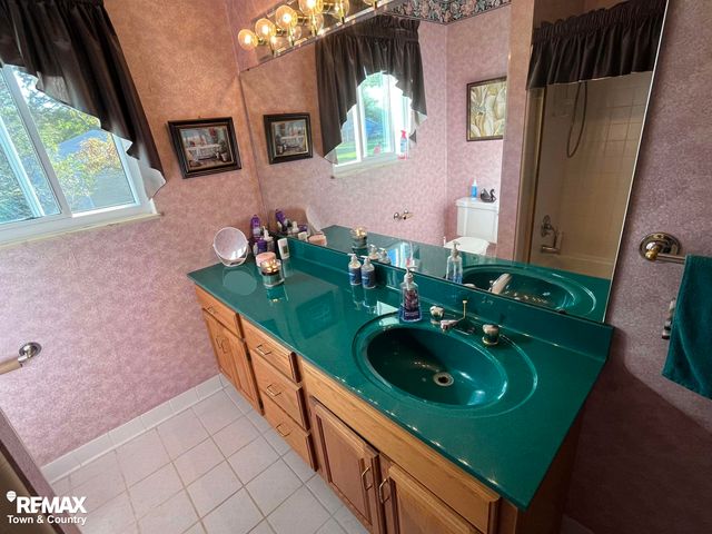 2100 Hardwood Drive, Davison, MI 48423