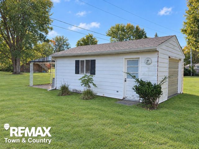 2100 Hardwood Drive, Davison, MI 48423
