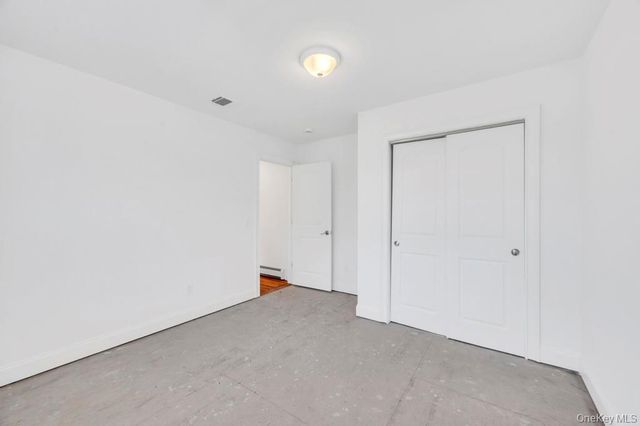 49 Barclay Road, Mastic Beach, NY 11951