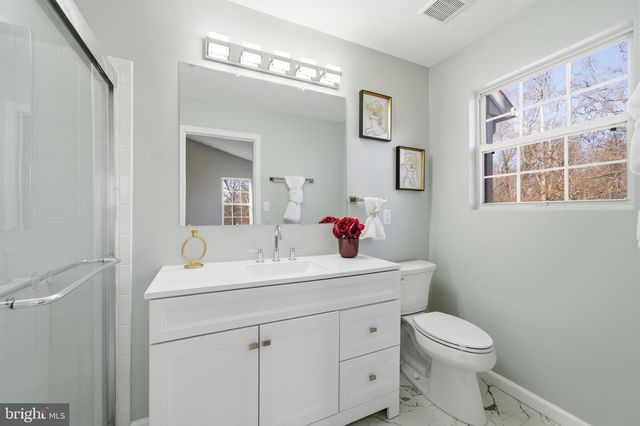 933 WESTLAKE DR, Bowie, MD 20721