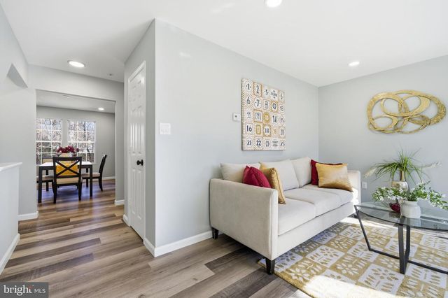 933 WESTLAKE DR, Bowie, MD 20721