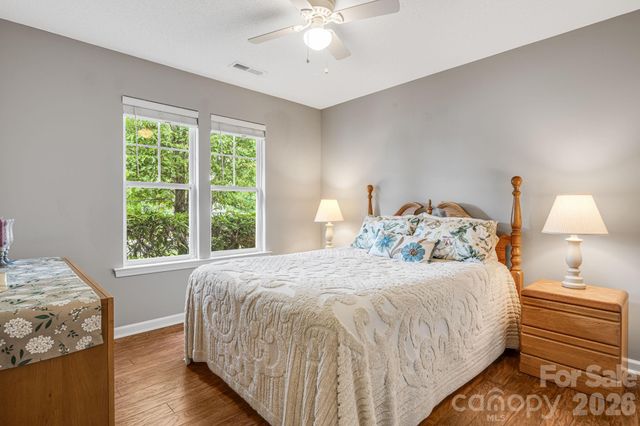 208 Snowy Egret Way, Hendersonville, NC 28792