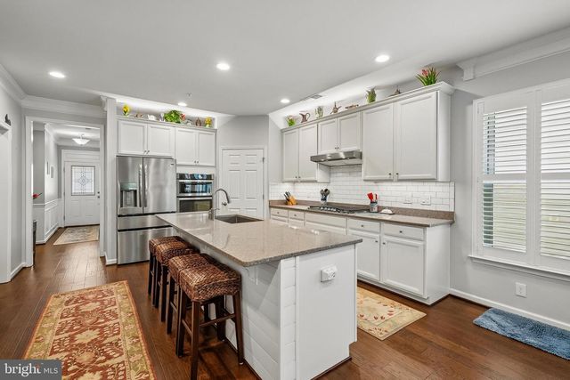 137 LONG POINT DR, Fredericksburg, VA 22406