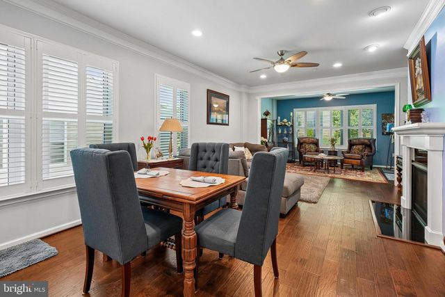 137 LONG POINT DR, Fredericksburg, VA 22406