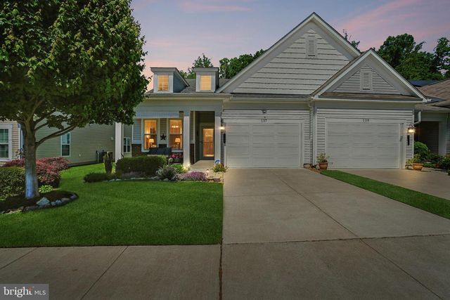137 LONG POINT DR, Fredericksburg, VA 22406