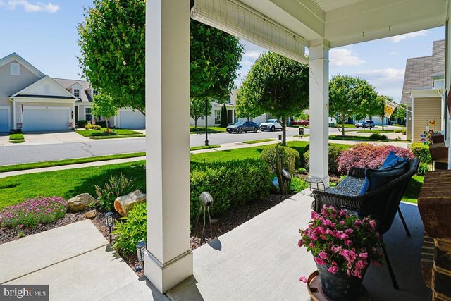 137 LONG POINT DR, Fredericksburg, VA 22406