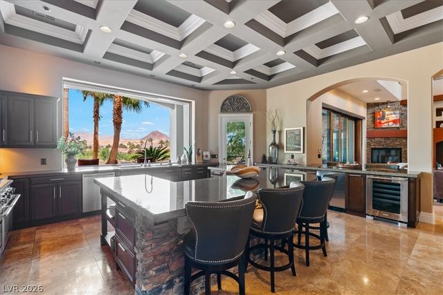 28 Via Siena Place, Henderson, NV 89011