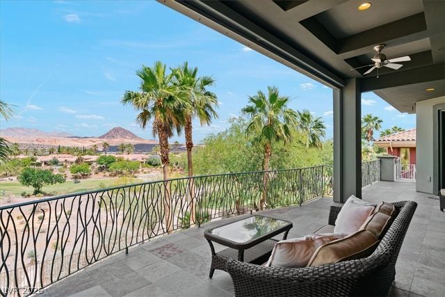 28 Via Siena Place, Henderson, NV 89011