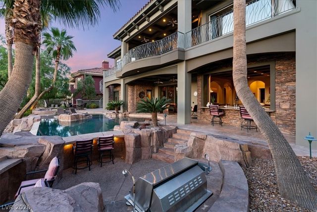 28 Via Siena Place, Henderson, NV 89011