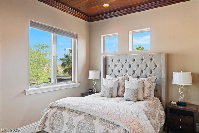 28 Via Siena Place, Henderson, NV 89011