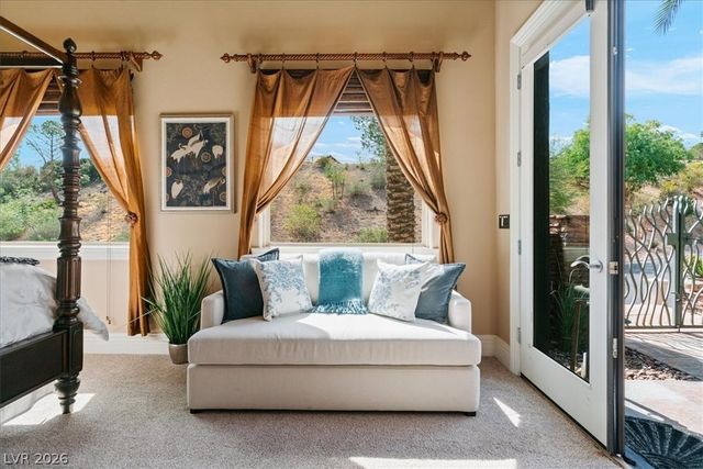 28 Via Siena Place, Henderson, NV 89011