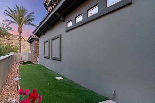 28 Via Siena Place, Henderson, NV 89011