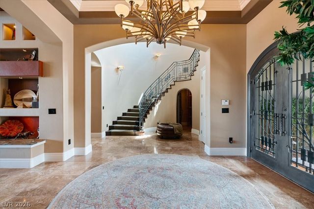 28 Via Siena Place, Henderson, NV 89011