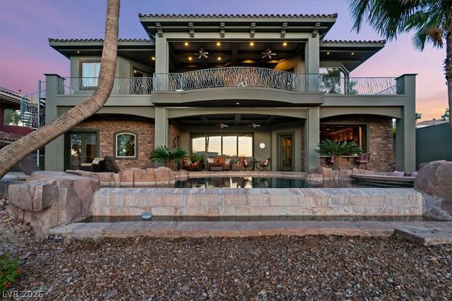 28 Via Siena Place, Henderson, NV 89011