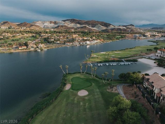 28 Via Siena Place, Henderson, NV 89011