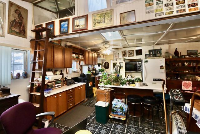 14411 W Carroll Road, Brodhead, WI 53520