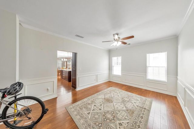 221 Courtland Oaks Drive SW, Marietta, GA 30060