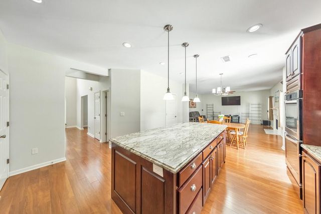 221 Courtland Oaks Drive SW, Marietta, GA 30060